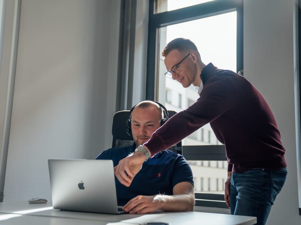 Einblick in die Büroräume und das Team der Niederlag Consulting GmbH